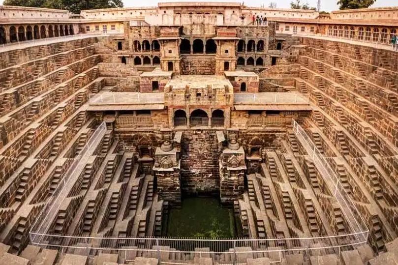 Jaipur Abhaneri Tour Package